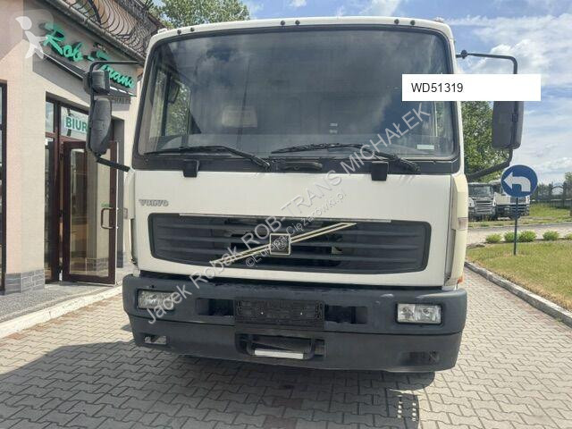 Ciężarówka Volvo FL 260