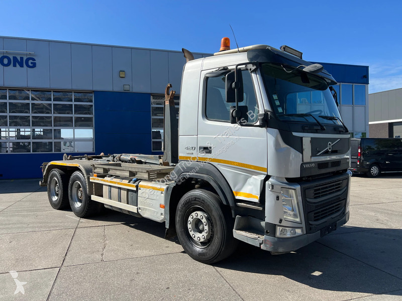 شاحنة Volvo 420 / 6x4 / Hookarm 20T / Hub...