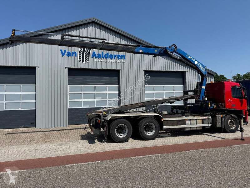 شاحنة Volvo 400 6x2 Fassi F230 XP , NCH 2425 V