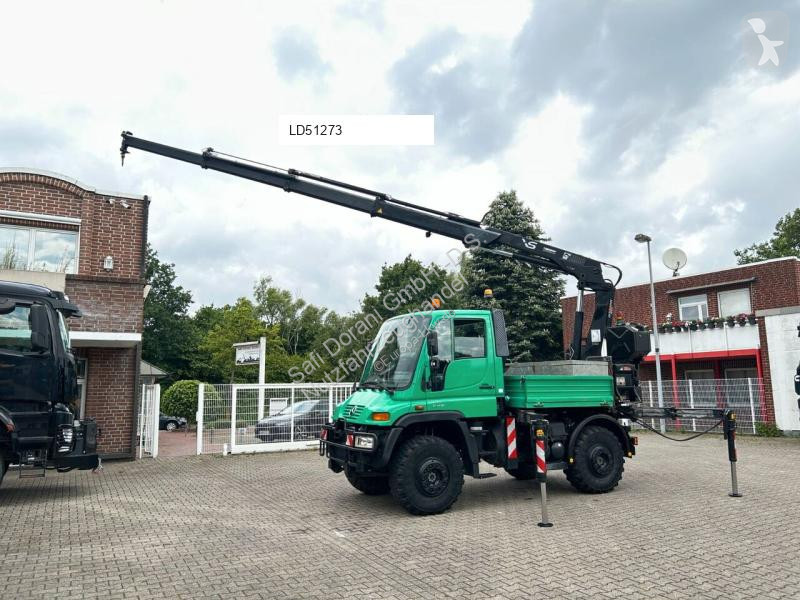 شاحنة Mercedes U400 + HIAB 122E 4x4