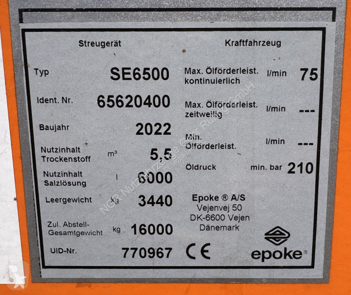 شاحنة  Abrollaufbau Salzstreuer Diesel Separat...