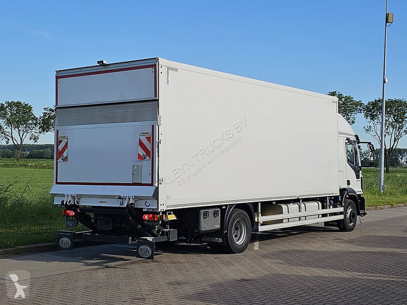 شاحنة Iveco 160E28 EUROCARGO