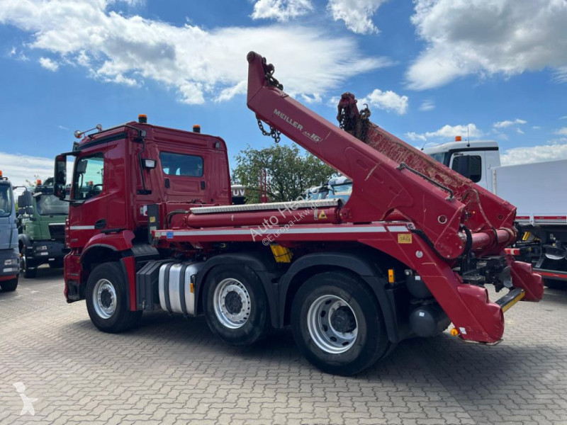 شاحنة Mercedes Arocs 2536 L Absetzkipper...