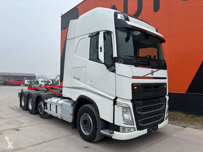 شاحنة Volvo 540 8x4/4 FOR SALE AS CHASSIS /...