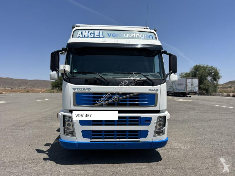 Camion Volvo FM 300 Furgon Mudanzas solo...