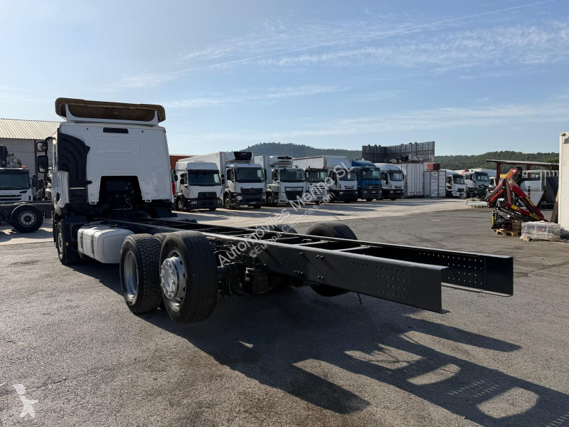 شاحنة Renault T 380