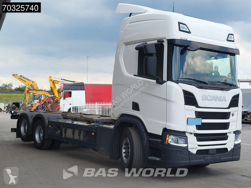 شاحنة Scania 560  6X2 etarder Full Air Euro 6