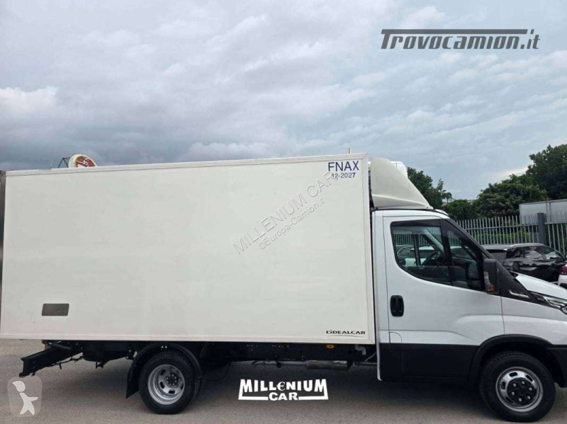 شاحنة Iveco 35-18 HI MATIC 2021 CELLA 4,40 ATP