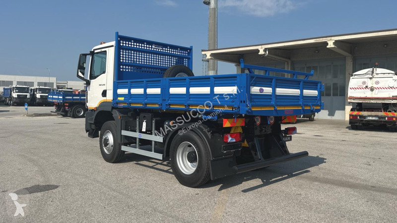 شاحنة MAN TGM 13.250 4x4