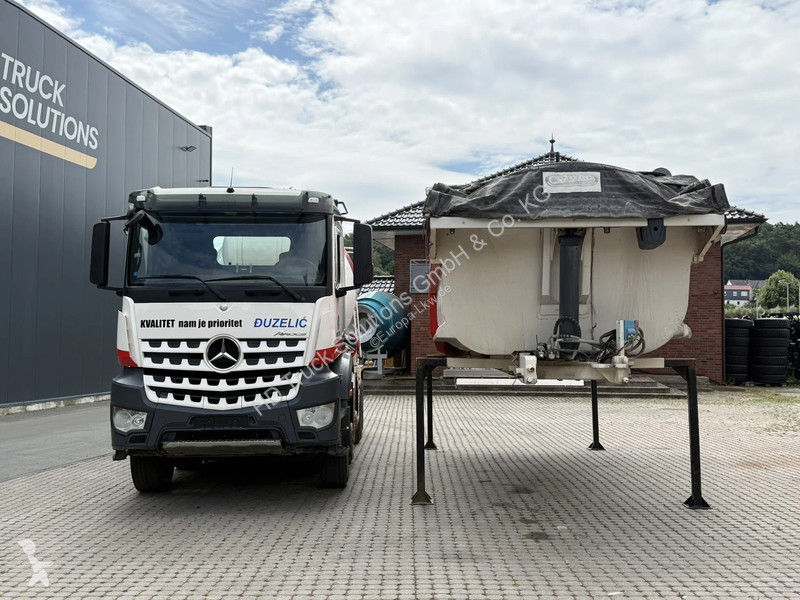 Betonárske zariadenie Mercedes 3243...