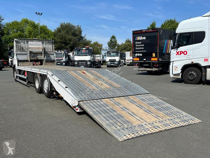 شاحنة Renault 320 6X2