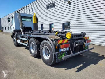 Камион Renault Kerax 370