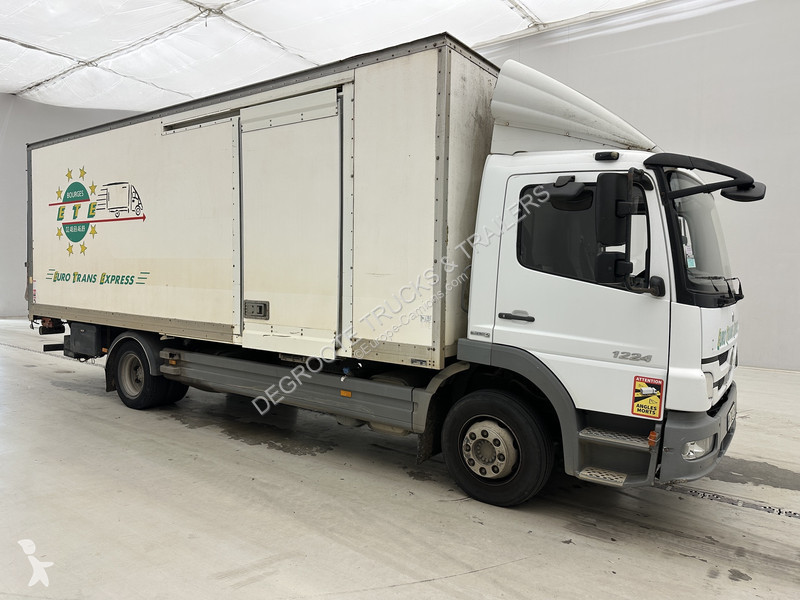 شاحنة Mercedes 1224