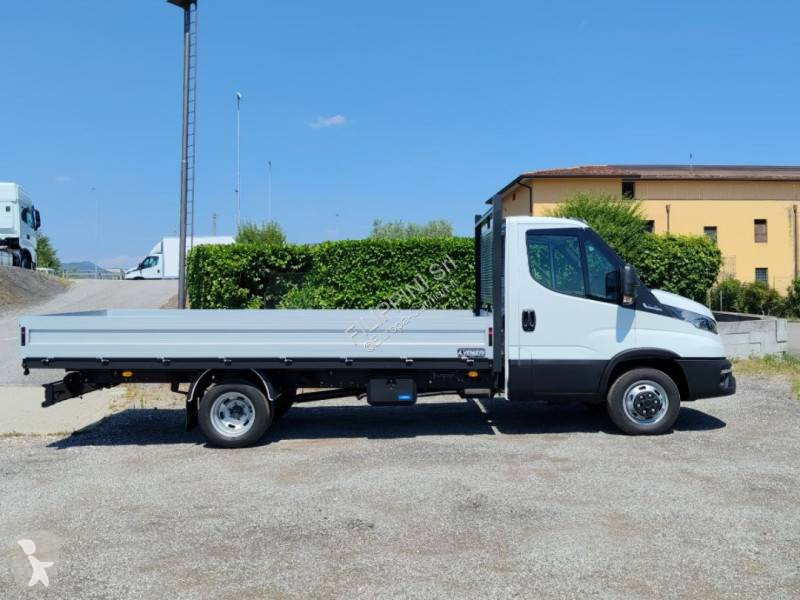 شاحنة Iveco