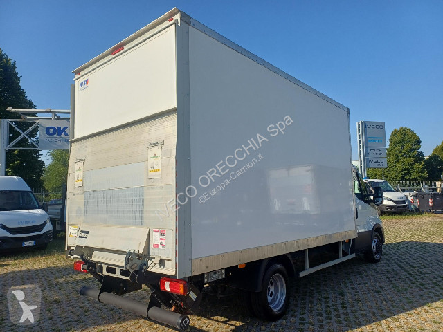 شاحنة Iveco DAILY 35C16 3.0 - 4100