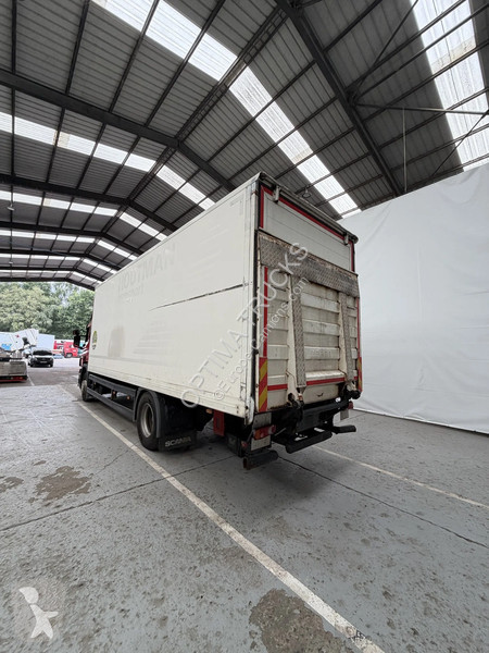Camion Scania 230