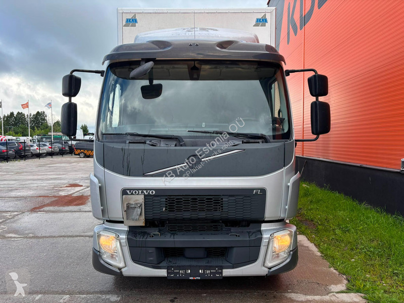 شاحنة Volvo 280 4x2 BOX L=7571 mm