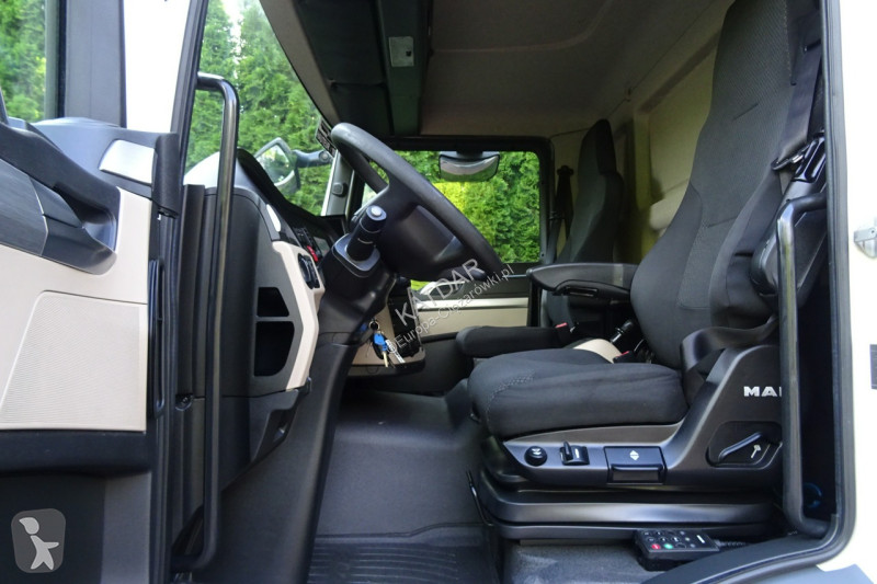 شاحنة MAN TGM 18.290 Euro 6 kontener firanka 20...