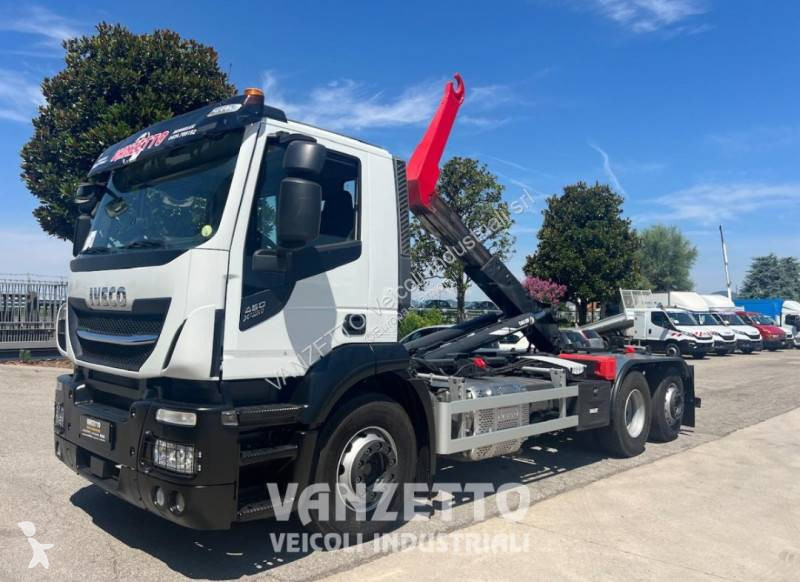 شاحنة Iveco