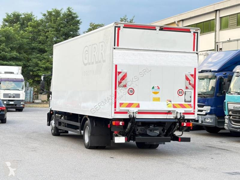 شاحنة Iveco