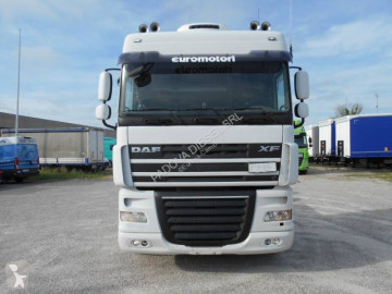 Camión DAF XF105 510