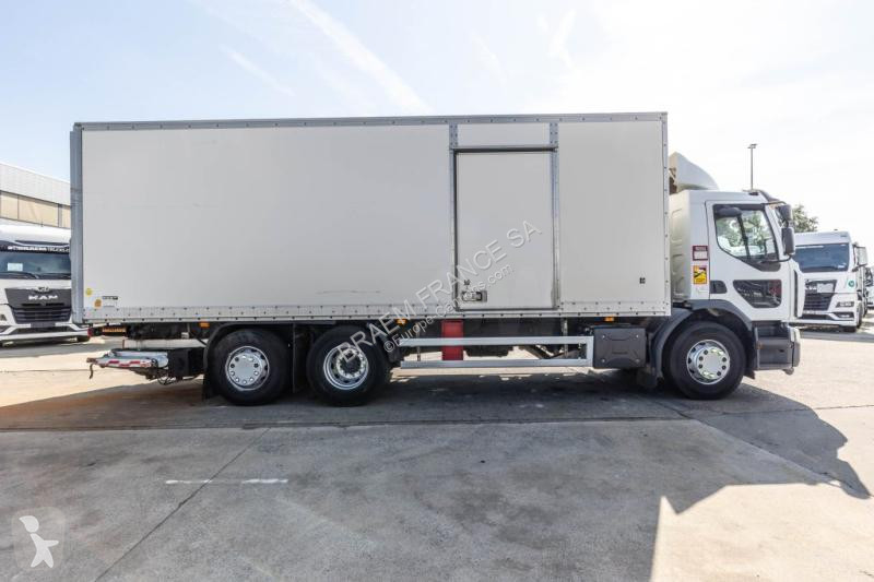 شاحنة Renault  D26.320-6x2+DHOLLANDIA 2T.