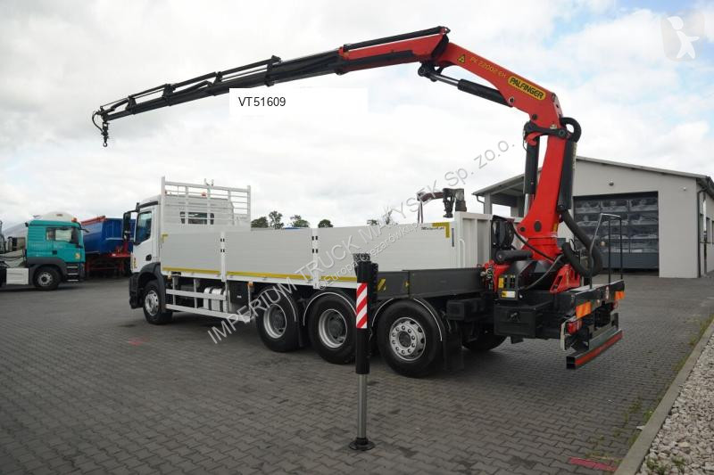 شاحنة Mercedes PK 22 002 EH