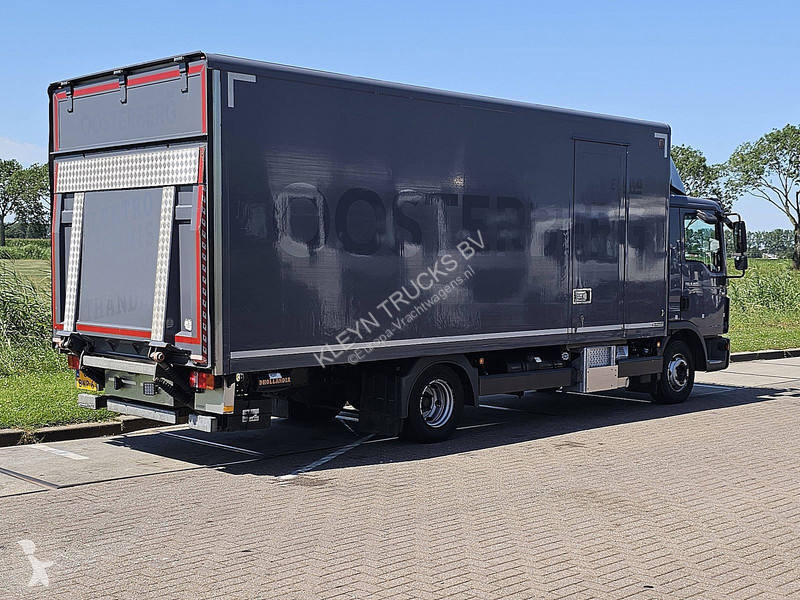 شاحنة MAN 8.160  8.8T LIFT SIDE DOOR