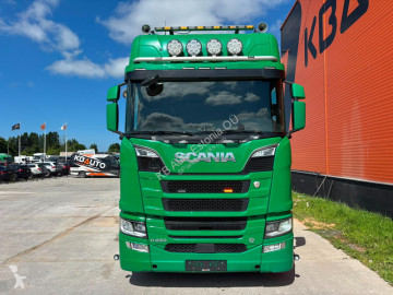 شاحنة ناقلة حاويات متعددة الأغراض Scania