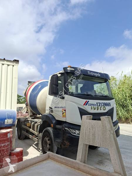 شاحنة Iveco