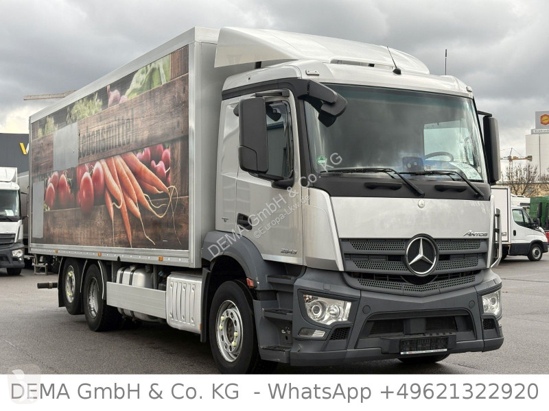 شاحنة Mercedes...