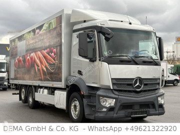 Камион хладилно Mercedes