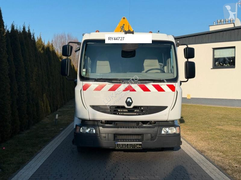 شاحنة Renault MIDLUM 220