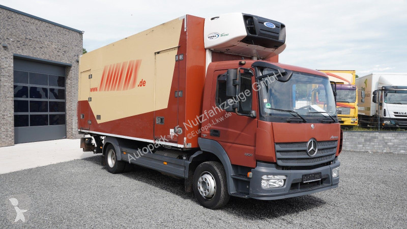 Camion Mercedes 1221 Kühlkoffer 3-Kammer...