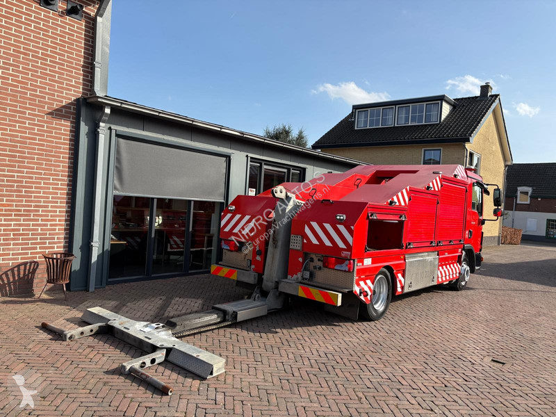 شاحنة MAN 8.220 8.220 TowTruck Abschlepwagen...