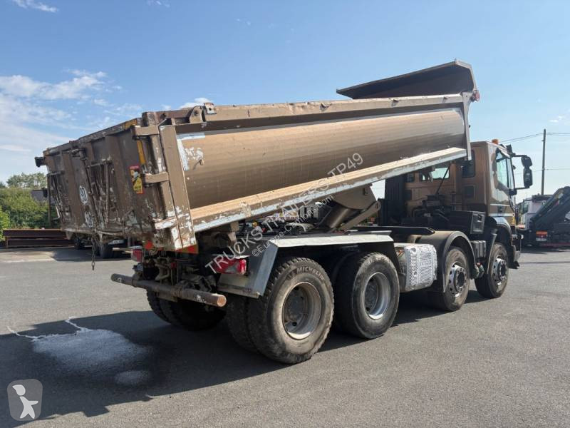 شاحنة Iveco