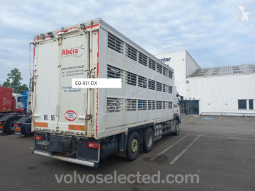 Camión para ganado Volvo