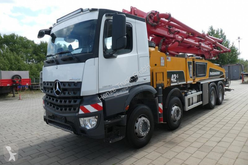 Camion Mercedes Arocs 3540 8x4 Betonpumpe...