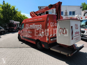 Dostawcza zwyżka Renault