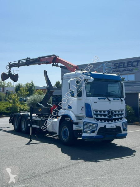 شاحنة Mercedes 2643