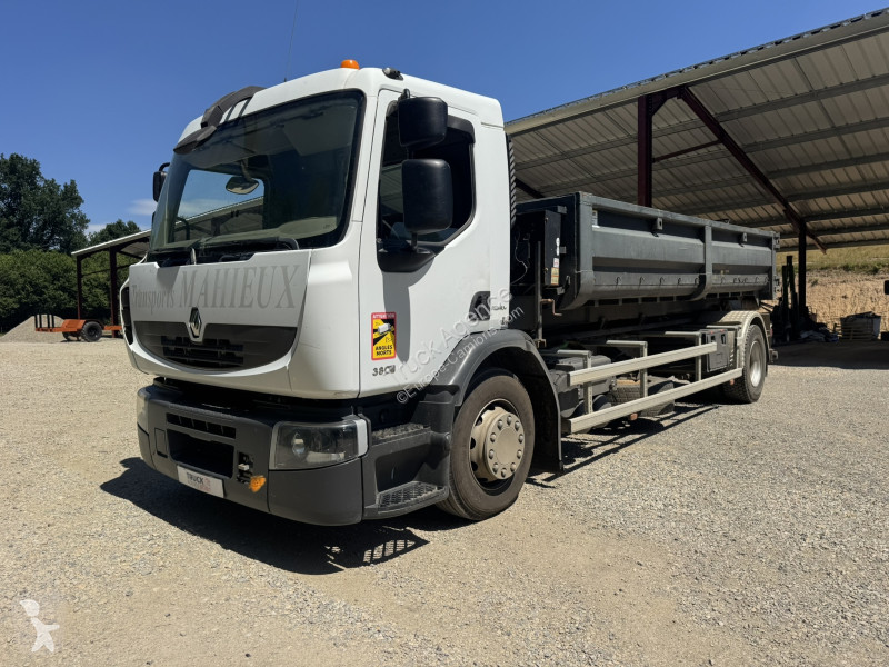 شاحنة Renault  PREMIUM