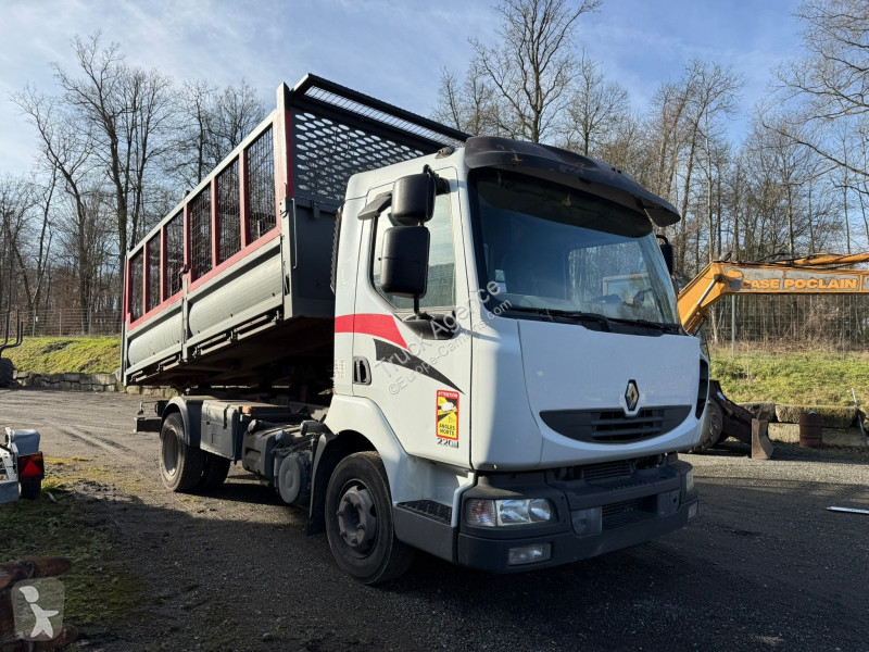 شاحنة Renault  MIDLUM