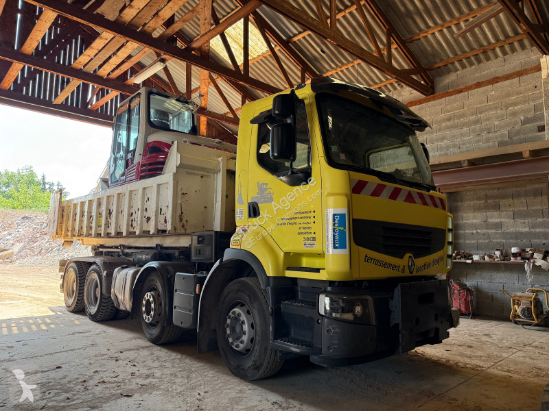 شاحنة Renault  PREMIUM