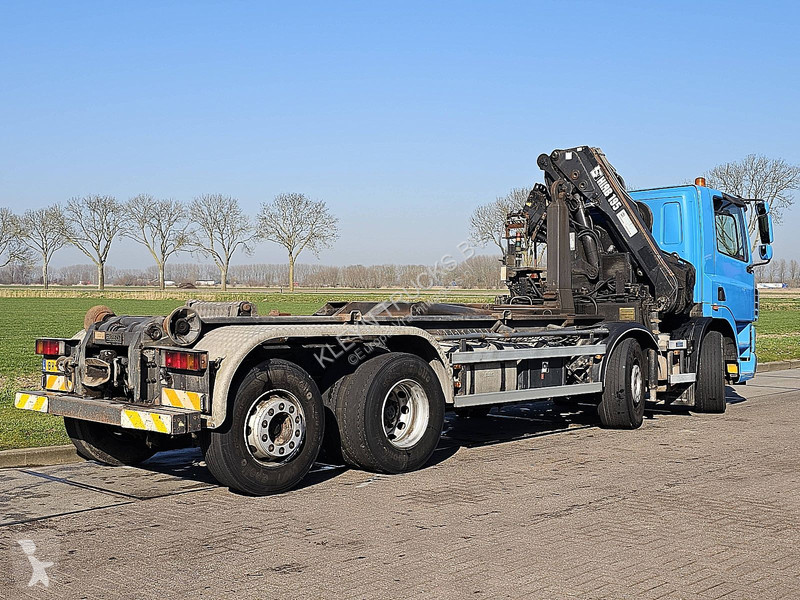 شاحنة DAF 85380 8X2 HIAB 195 E3