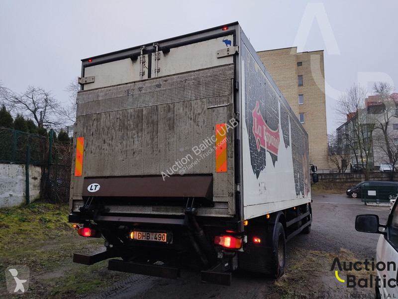 شاحنة Renault 240.18