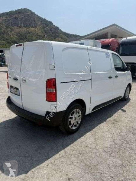 Véhicule utilitaire Opel