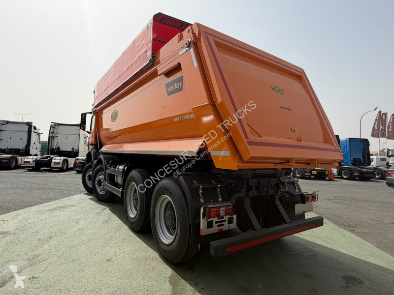 شاحنة Mercedes  4151