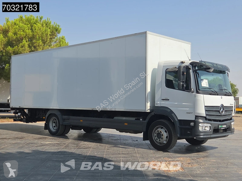 شاحنة Mercedes 1527 4X2 15 tonner Automatic...