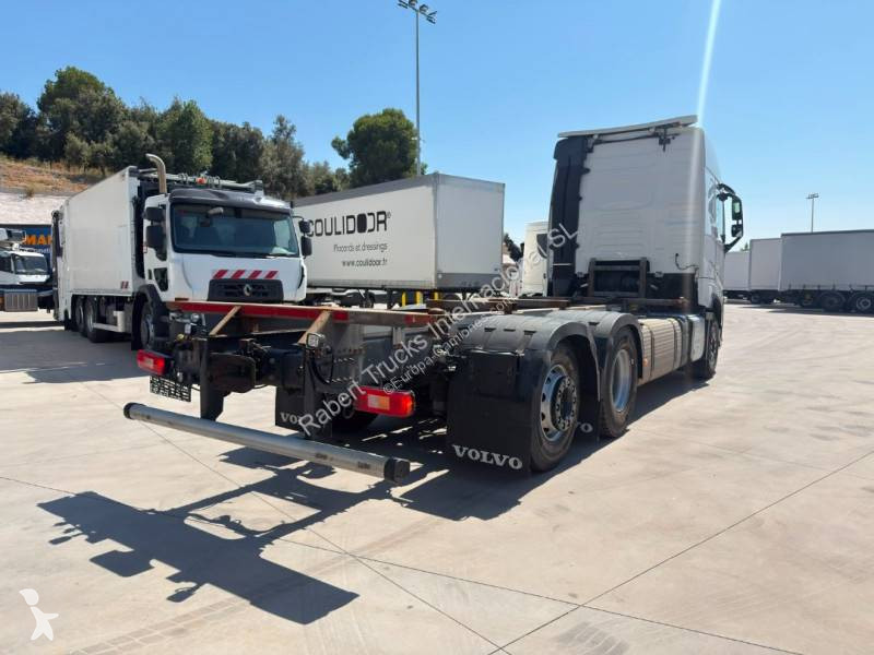 شاحنة Volvo
