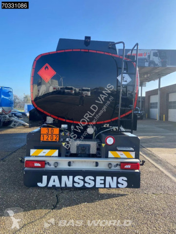 Lastbil citerne Scania